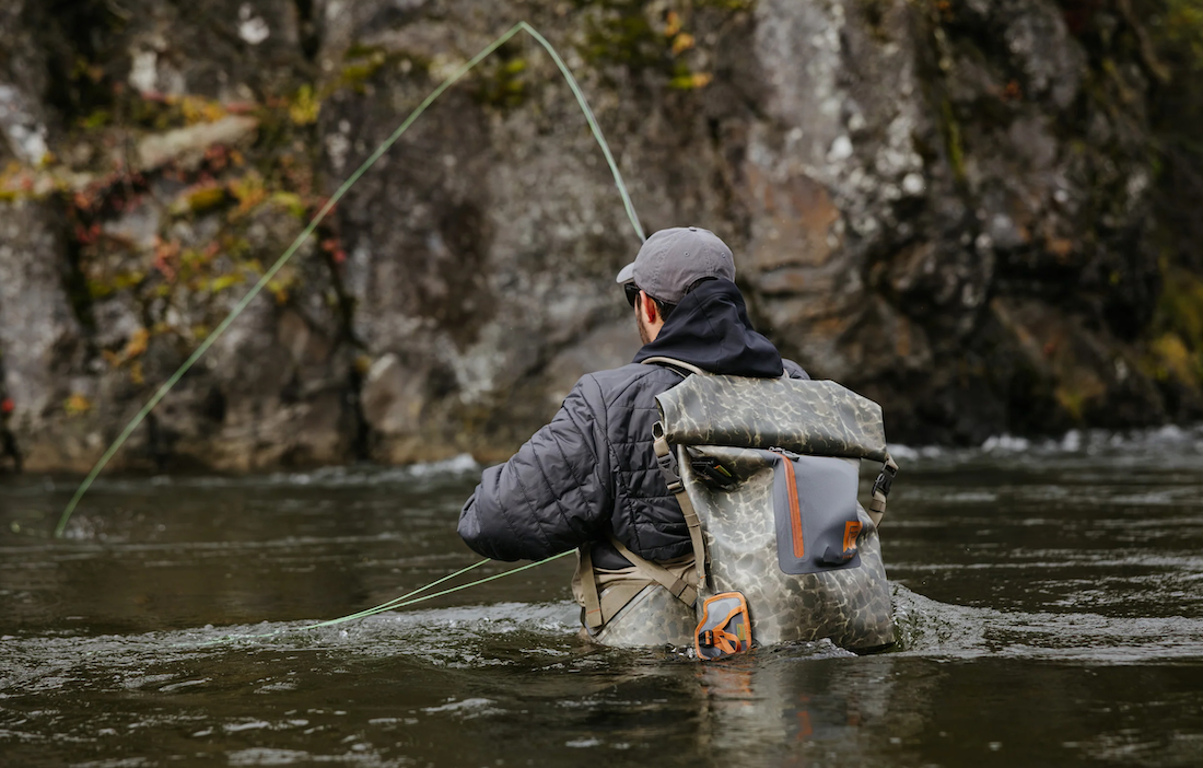 P-25603_Fishpond_Wind_River_Roll_Top_Shadow_Cast_Camo_4