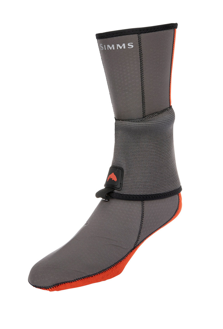 Simms Neoprene Flyweight Sock Socken mit Gravel Guard pewter Socken